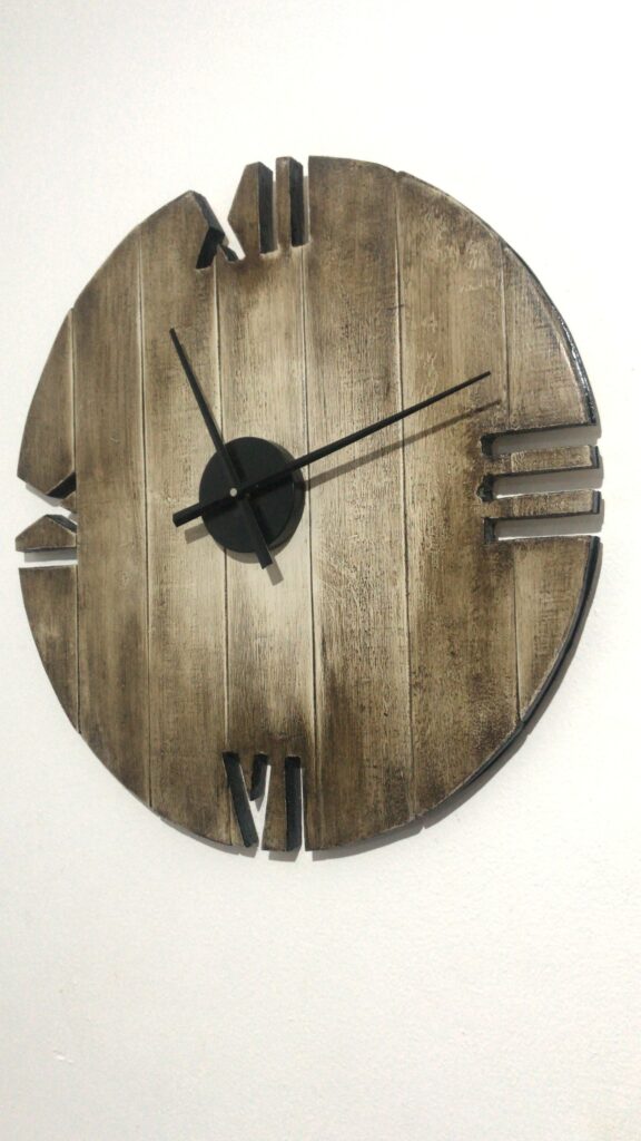 Reloj de pared de madera Vintage